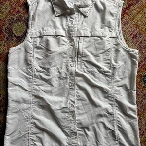 L.L. Bean White Sleeveless Button Down Technical Shirt - Mesh Back - Women's M
